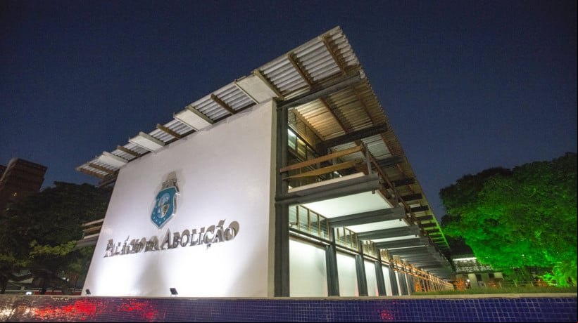 Palácio da Abolição, sede do Governo do Estado, leva nome em homenagem à Data Magna