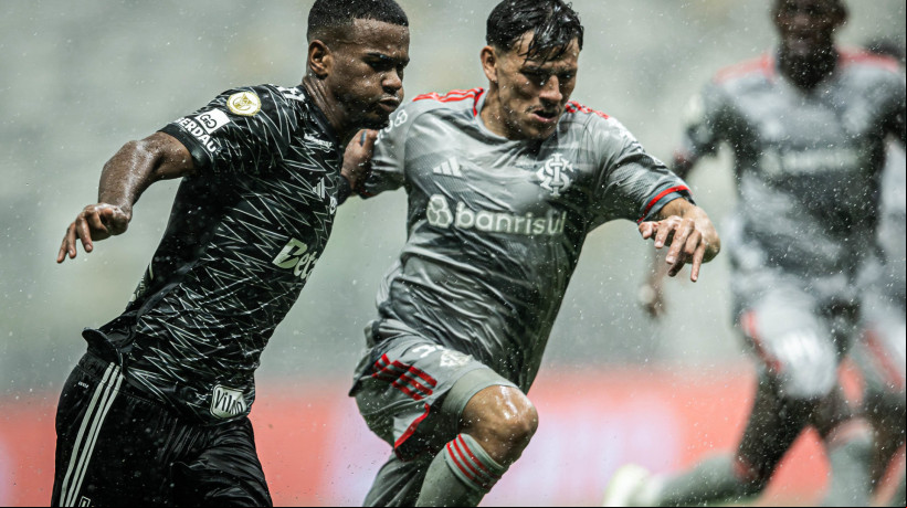 Atlético-MG e Internacional se enfrentam hoje, 12, pelo Brasileirão.